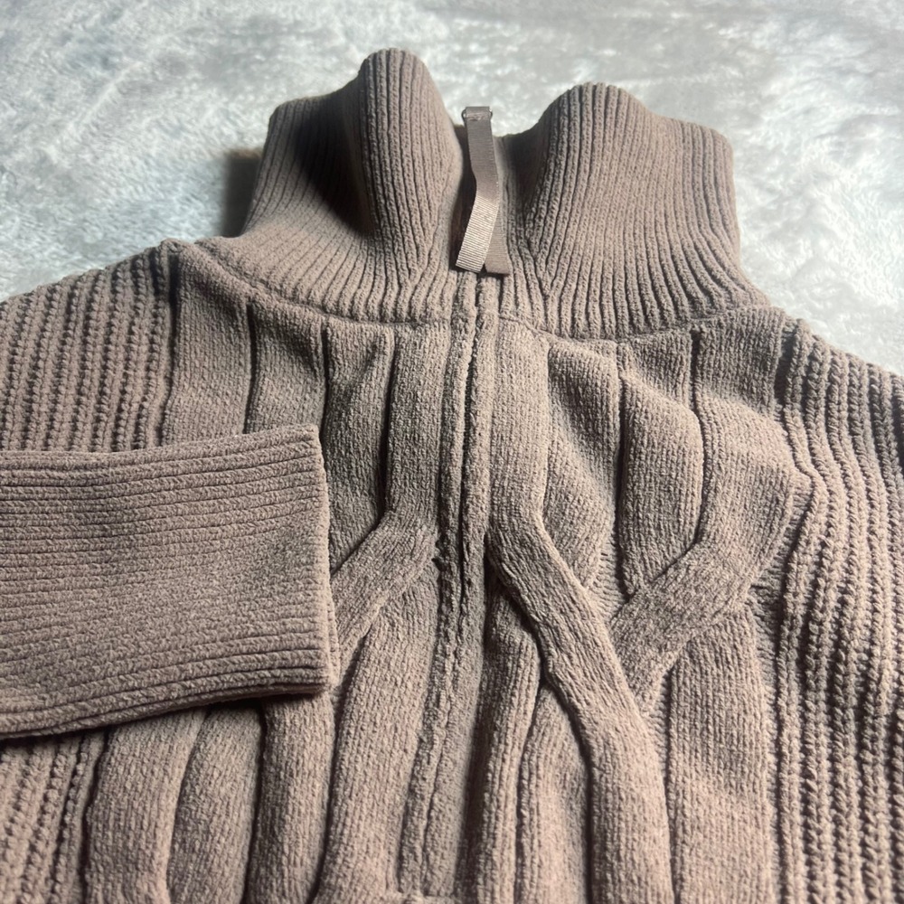 Lululemon Women's S Sweater Taupe Cable Knit Half Zip LW3HR0S